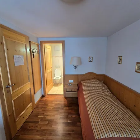Haus Engel 3* Gams